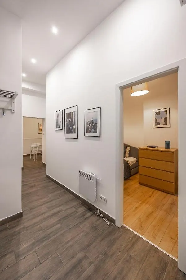 Central Grand Apartment With 5Bedrm 2Bathroom Budapest Hungría